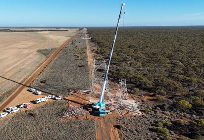 Tower erection on the line between Buronga and Dinawan 1