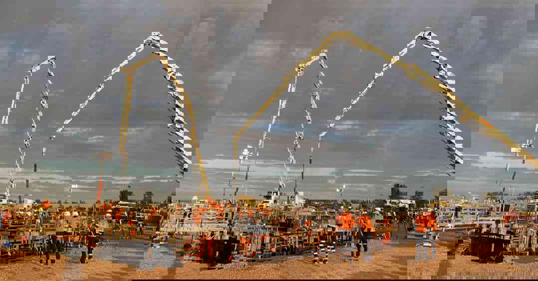 Buronga concrete pour