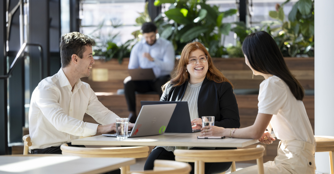 Top reasons to join Transgrid's Graduate Program_Blog article image